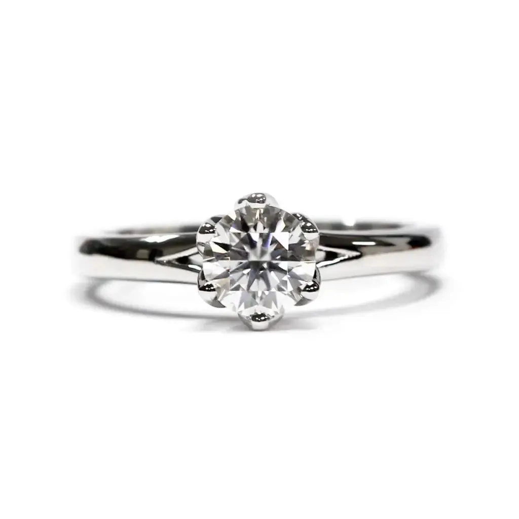 1 Carat Eleanor Round Moissanite Solitaire Ring in 18K gold