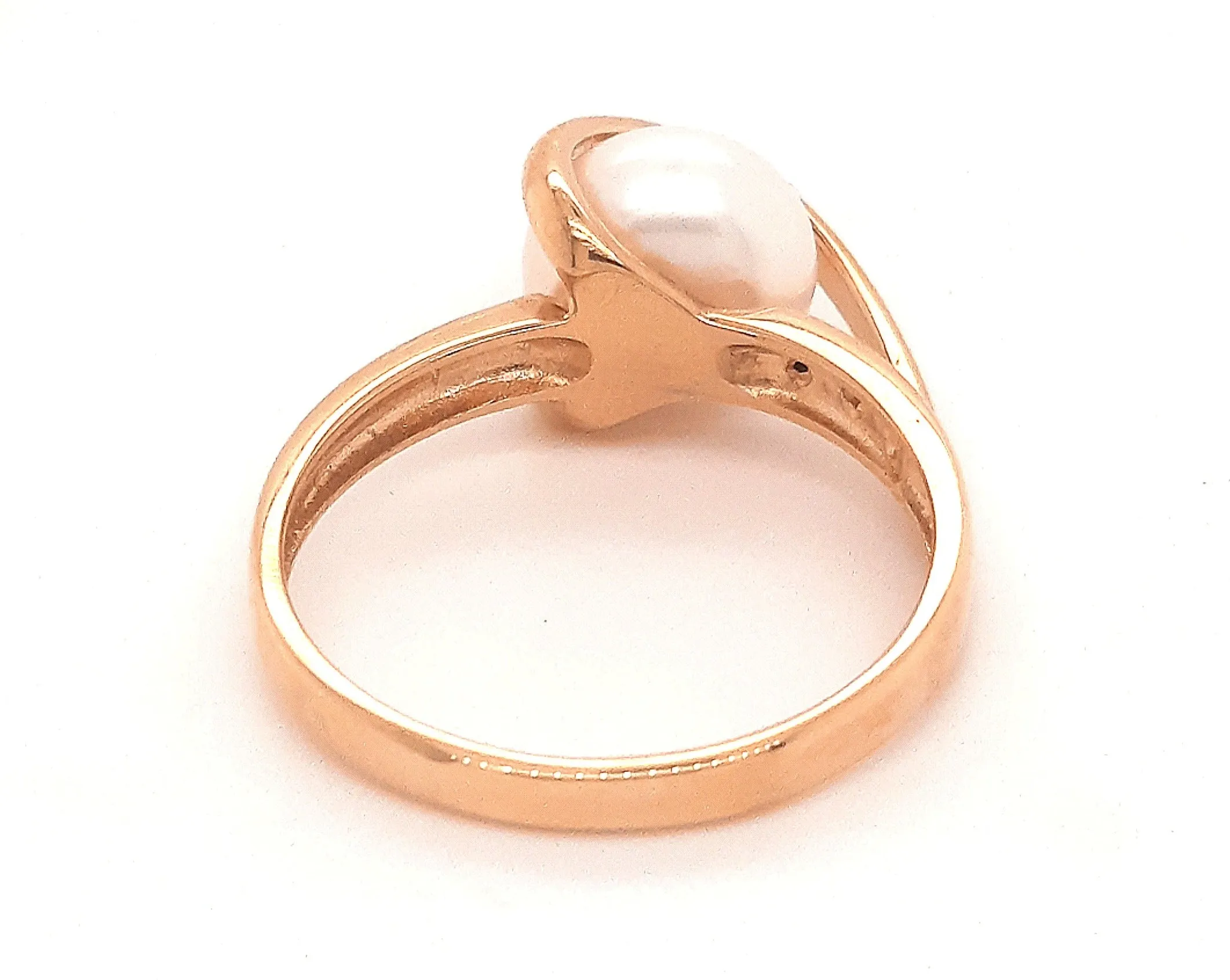 18ct Yellow Gold Pearl & Diamond Ring