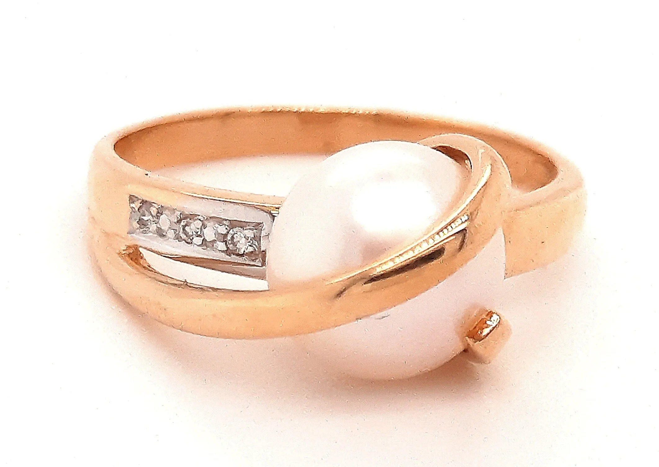 18ct Yellow Gold Pearl & Diamond Ring