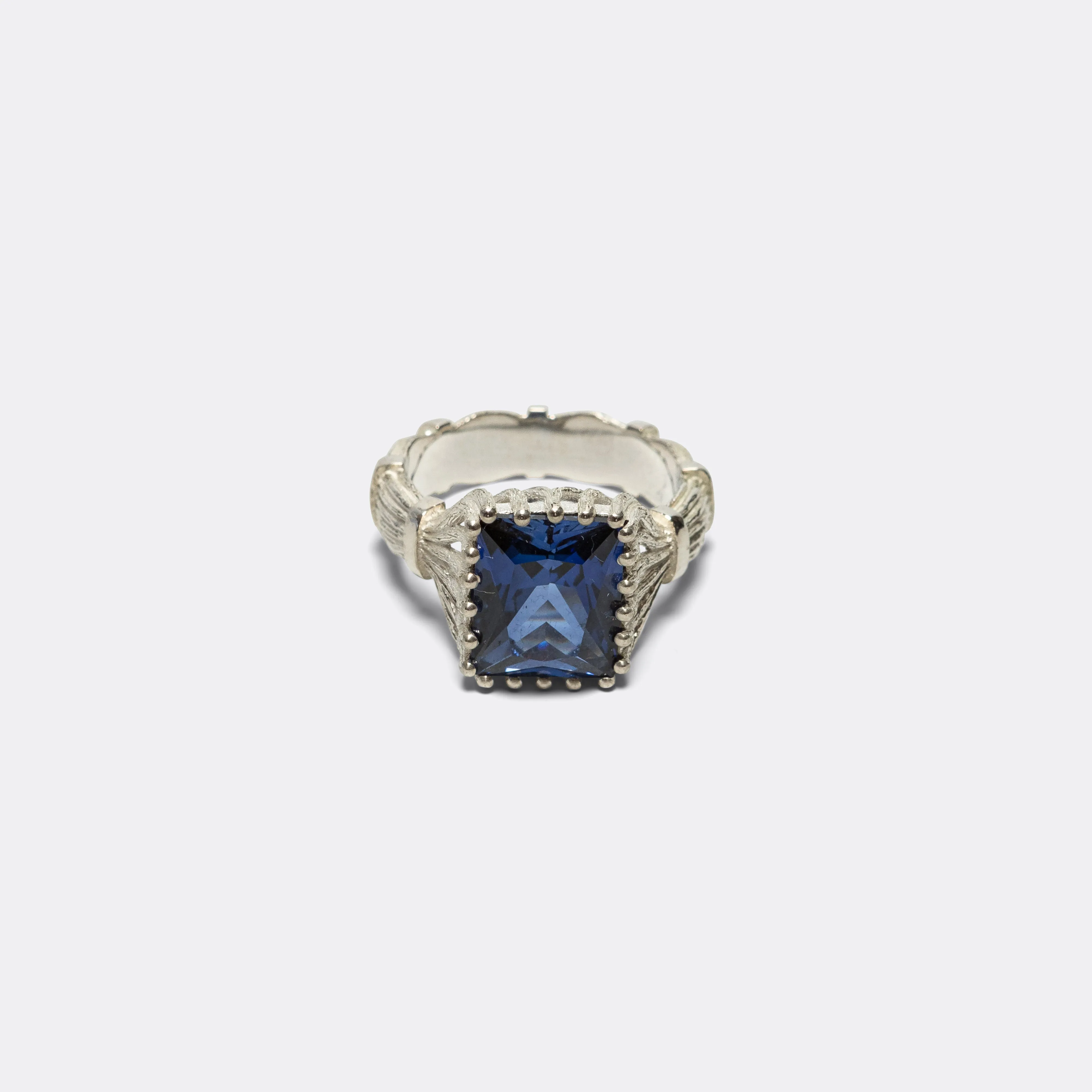 Baguette Cut Bound Willow Ring - 925 Silver/Blue Sapphire