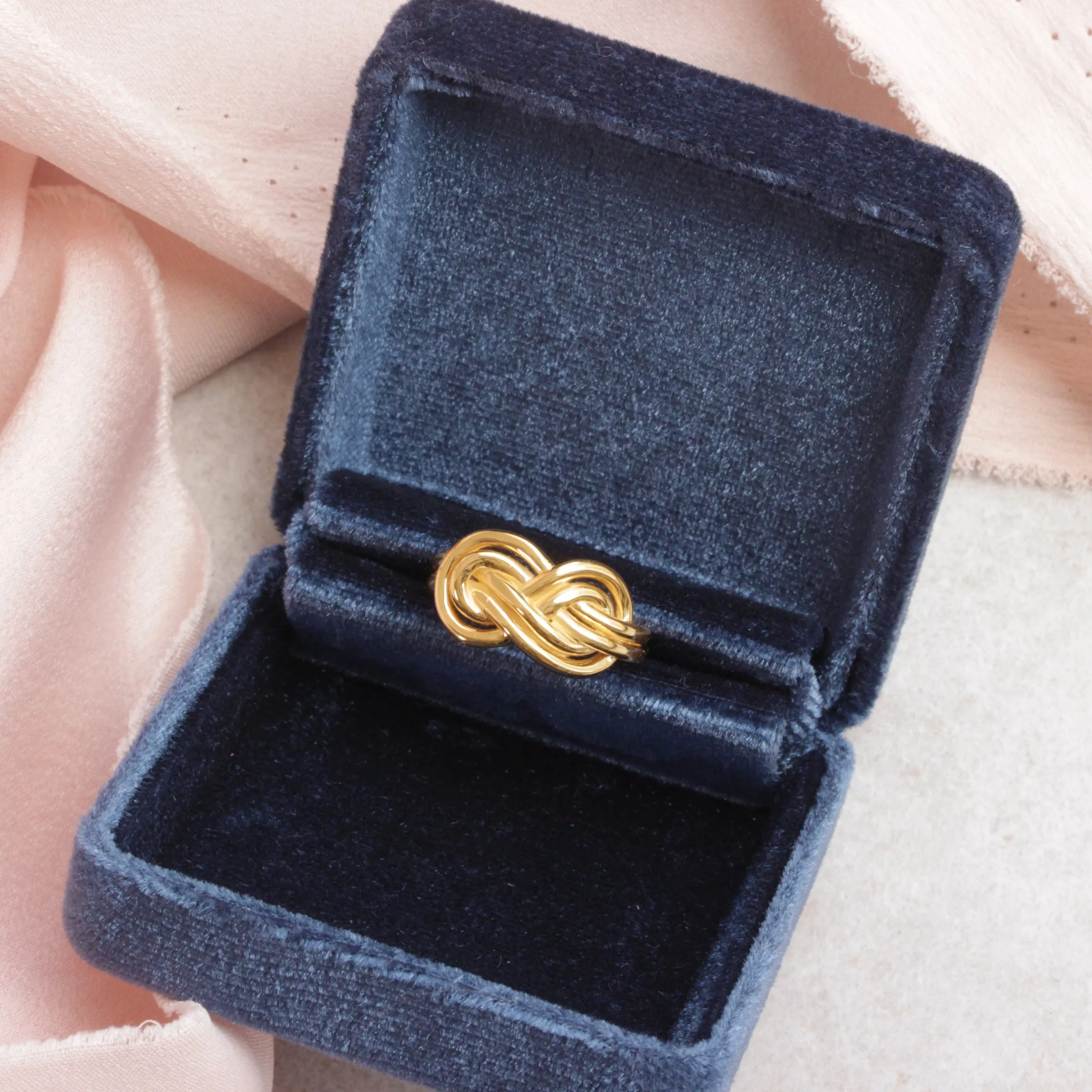 Double Infinity Knot Unique Wedding Gold Ring ♥