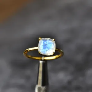 Ethereal moon- Moonstone Ring