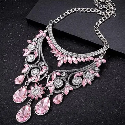 Fathion Water Drop Shaped Crystal Glass Necklace