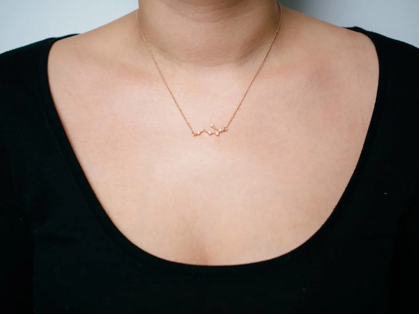 Gemini Necklace May 21. - Jun 20.