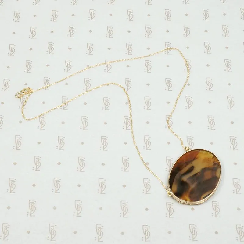 Georgian Dessert Toned Agate Necklace in 18k Gold