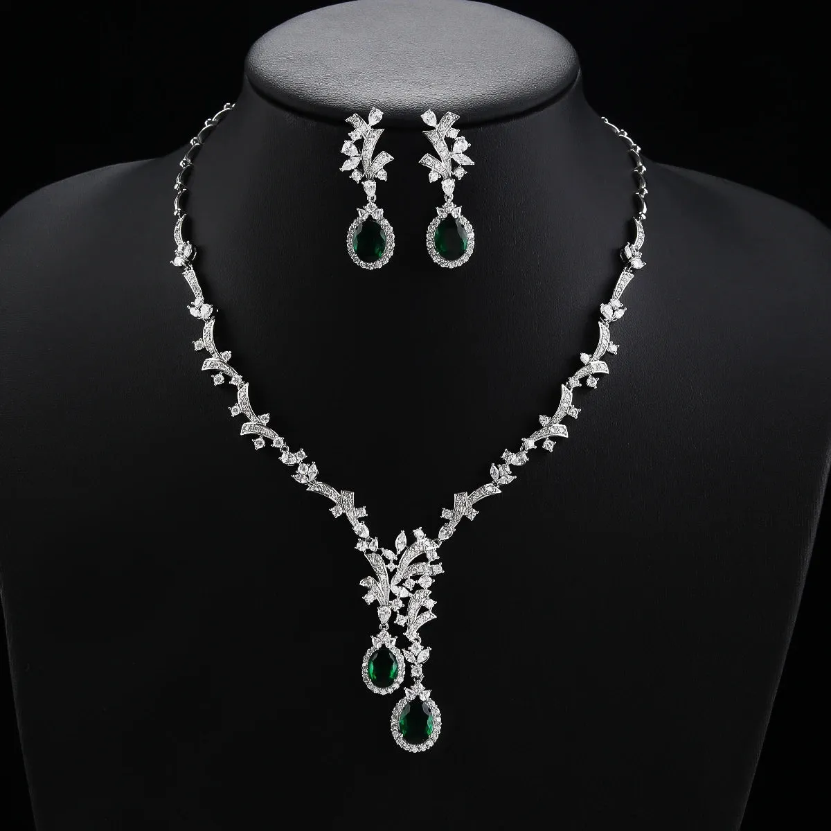 Luxury Cubic Zirconia Necklace and Earring Set Party Wedding Jewelry Accessory