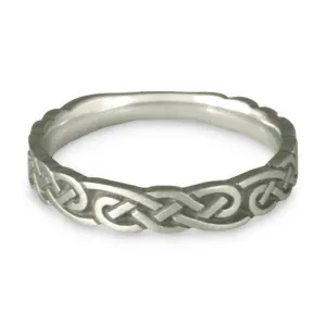 Narrow Borderless Infinity Wedding Ring in Platinum