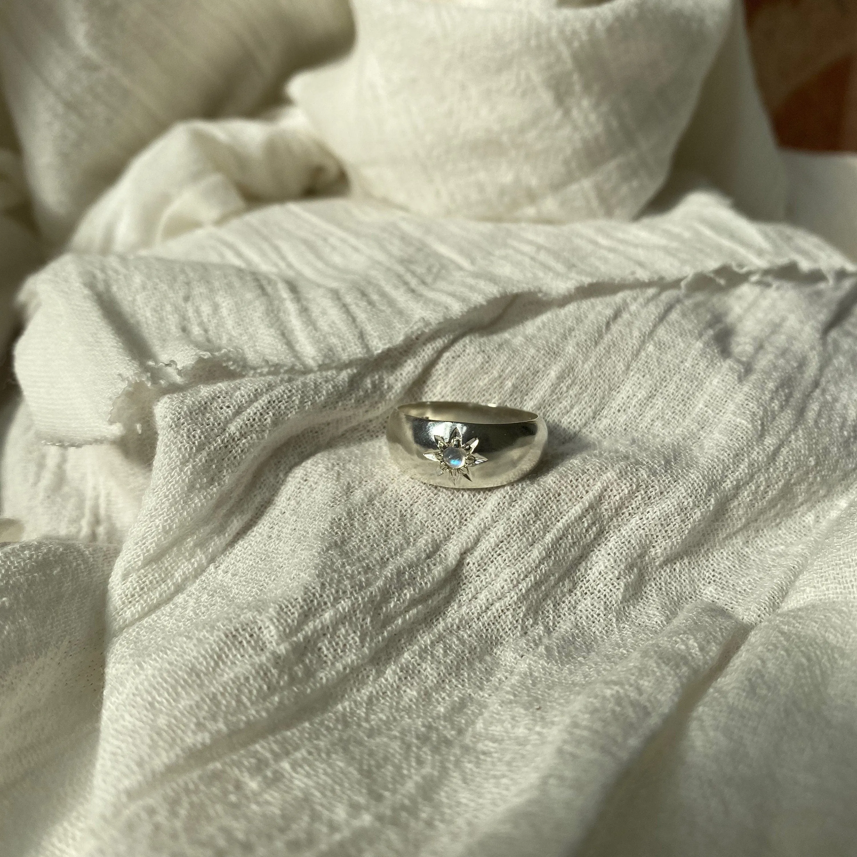 Nova Sterling Silver Rainbow Moonstone Ring